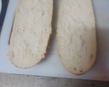 Foto del paso 3 de la receta: Bocadillo de pechuga empanada con bacon y mayonesa de cebolla y piparras
