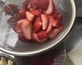 Foto langkah ke 2 dari resep (Bake) Strawberry Cheese Cake🍰 🍓bahan simple.