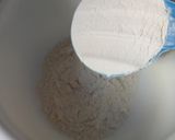A picture of step 2 of White Bread Rolls Without Oven.