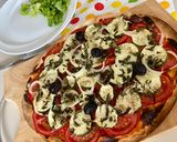 Une image de l'étape 4 de Tarte fine aux tomates courgettes et oignons.