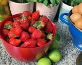 Une image de l'étape 1 de 🥄Confiture 🫙fraise 🍓 menthe🪴🍃.
