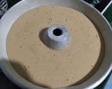 Foto langkah ke 4 dari resep Bolu karamel.