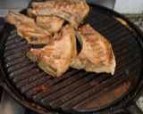 Foto del paso 4 de la receta: Chuletitas de cerdo con caramelo faciles y deliciosas