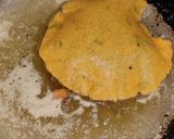A picture of step 2 of Makka ki puri.