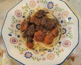 Foto del paso 7 de la receta: Ragout de ternera, solo lo guiso con vino y caldo casero 😋