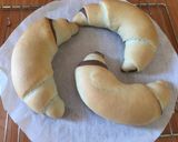 Csokoládés csíkos kifli recept fázis 7 fotója