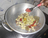 உருளைக்கிழங்கு சாதம் ரெசிபி ஸ்டேப் 3 புகைப்படம்