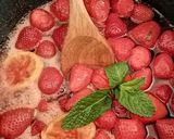 Une image de l'étape 2 de Confiture fraise basilic.