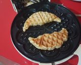 Foto langkah ke 4 dari resep Croffle Simple Praktis.