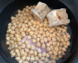 Foto del paso 3 de la receta: Puchero Garbanzos