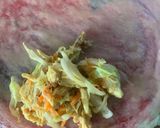 A picture of step 3 of Spring roll.