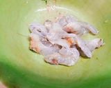 Hình bước làm 1 của món Cháo cà rốt tôm thịt