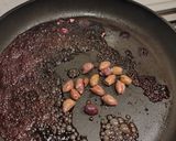Foto del passaggio 2 della ricetta Tonno alla cacciatora