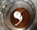Une image de l'étape 2 de Marinade à la prune, moutarde, miel, herbes et épices.