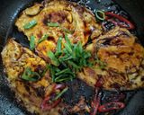 Foto langkah ke 6 dari resep Telur Ceplok Masak Kecap.