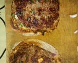 A picture of step 5 of DIY beef burger with egg.