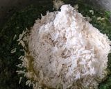 A picture of step 4 of Spinach rice.