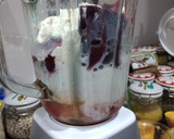 Foto del paso 1 de la receta: Milk Shake de frambuesas y arándanos con kéfir