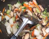 A picture of step 6 of Stir-Fried Napa Cabbage (Wongbok).