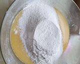 Foto del paso 3 de la receta: Bizcocho de yogur y manzana (perfecto para merendar o desayunar)