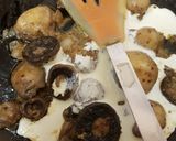 A picture of step 5 of My Creamy Mustard Mushrooms 😘.