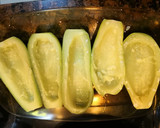 Foto del paso 4 de la receta: Calabacines rellenos de atún