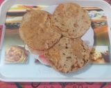 A picture of step 9 of Paneer paratha or amritsari paratha.