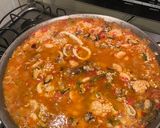 Foto del paso 4 de la receta: Paella de mariscos (congelados)