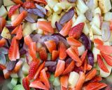 Foto langkah ke 2 dari resep Salad Buah Creamy.