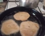 Foto del paso 4 de la receta: Día de lluvia especial para las torta fritas de grasa 🤤💪