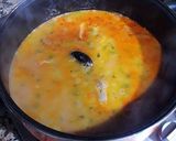 Foto del paso 21 de la receta Sopa de marisco congelado y fresco con fondo de cebolletas