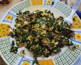 Foto del paso 5 de la receta: Revuelto de espinacas y champiñones 🥬🍄