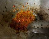 Foto langkah ke 2 dari resep Mie Telur Kuah Seblak.