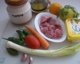 Foto del paso 1 de la receta: Conejo con verduras al horno y gramola
