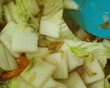 Foto langkah ke 2 dari resep Sayur Sawi Putih & Bakso 🥬🥬🥬.