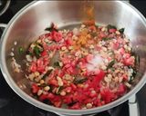A picture of step 3 of Puffed rice upma.