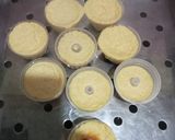 Foto langkah ke 5 dari resep Caramel Cheesecake Pudding.