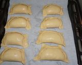 Foto del paso 7 de la receta: Empanadas de chupe de centolla con camarones