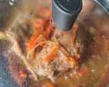 Foto del paso 3 de la receta: Carne Tiernizada En Salsa Que Se Corta Con Cuchara / Deshilachada o Desmechada