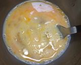 A picture of step 3 of Avocado Omelette.