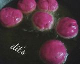 Foto langkah ke 6 dari resep Donat Buah Naga.