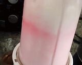 Hình bước làm 2 của món Lassi dâu