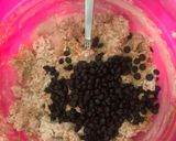 Foto langkah ke 3 dari resep Chewy choco chips cookies.
