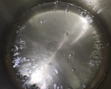 A picture of step 1 of Karachi halwa.
