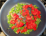 Foto del paso 2 de la receta: Jorge's Huevos Revueltos ala Mexicana