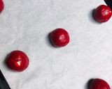 A picture of step 6 of Redvelvet cookies.