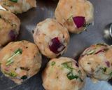 A picture of step 6 of Boil aloo besan ka pakoda.