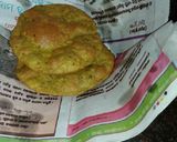 A picture of step 4 of Palak puri.