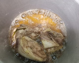 Foto langkah ke 3 dari resep Ayam Goreng Daun Jeruk Praktis.