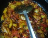 A picture of step 6 of Omelet with lachadar paratha.